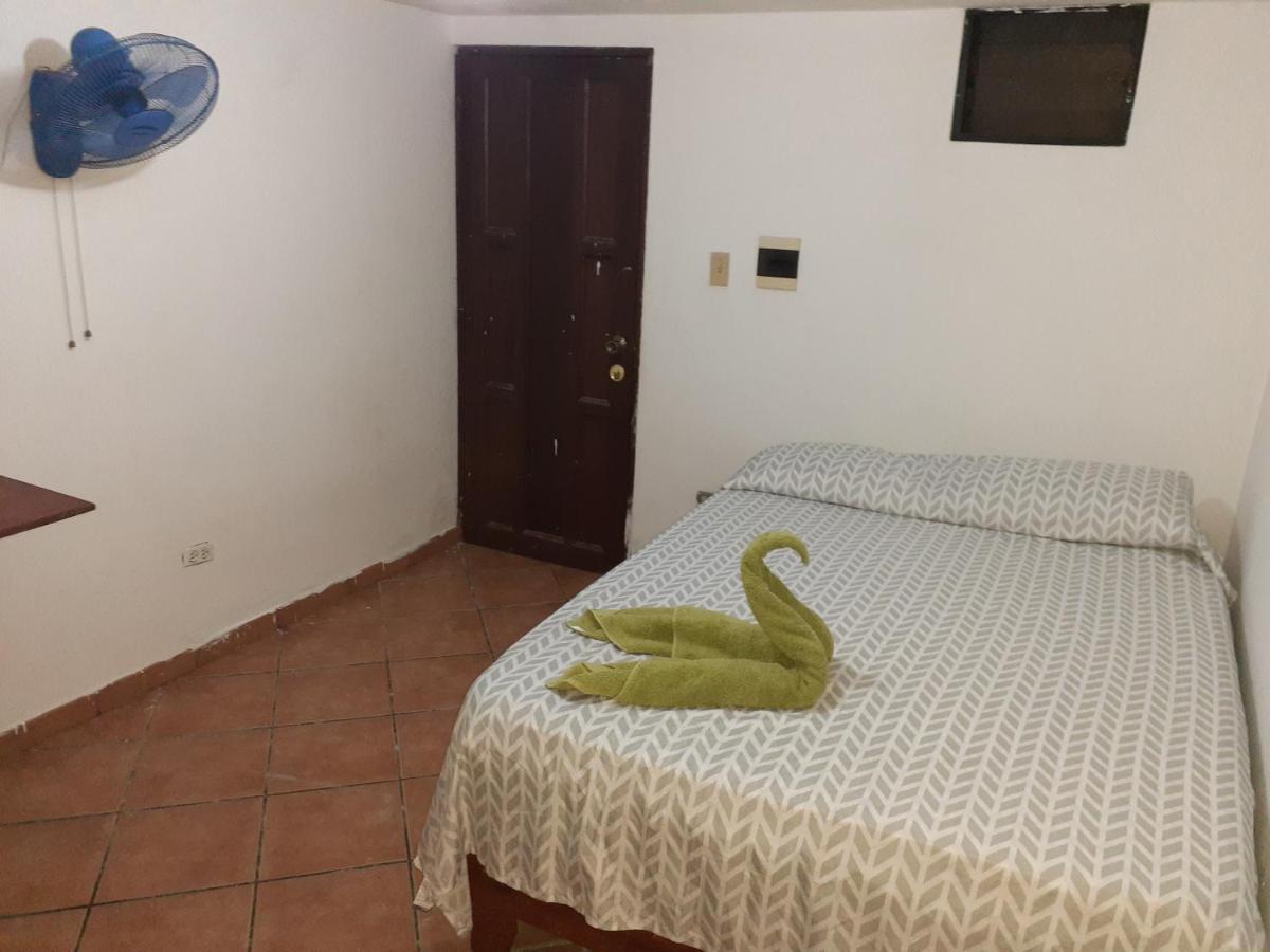 Adriano'S Apartahotel 산토도밍고 외부 사진